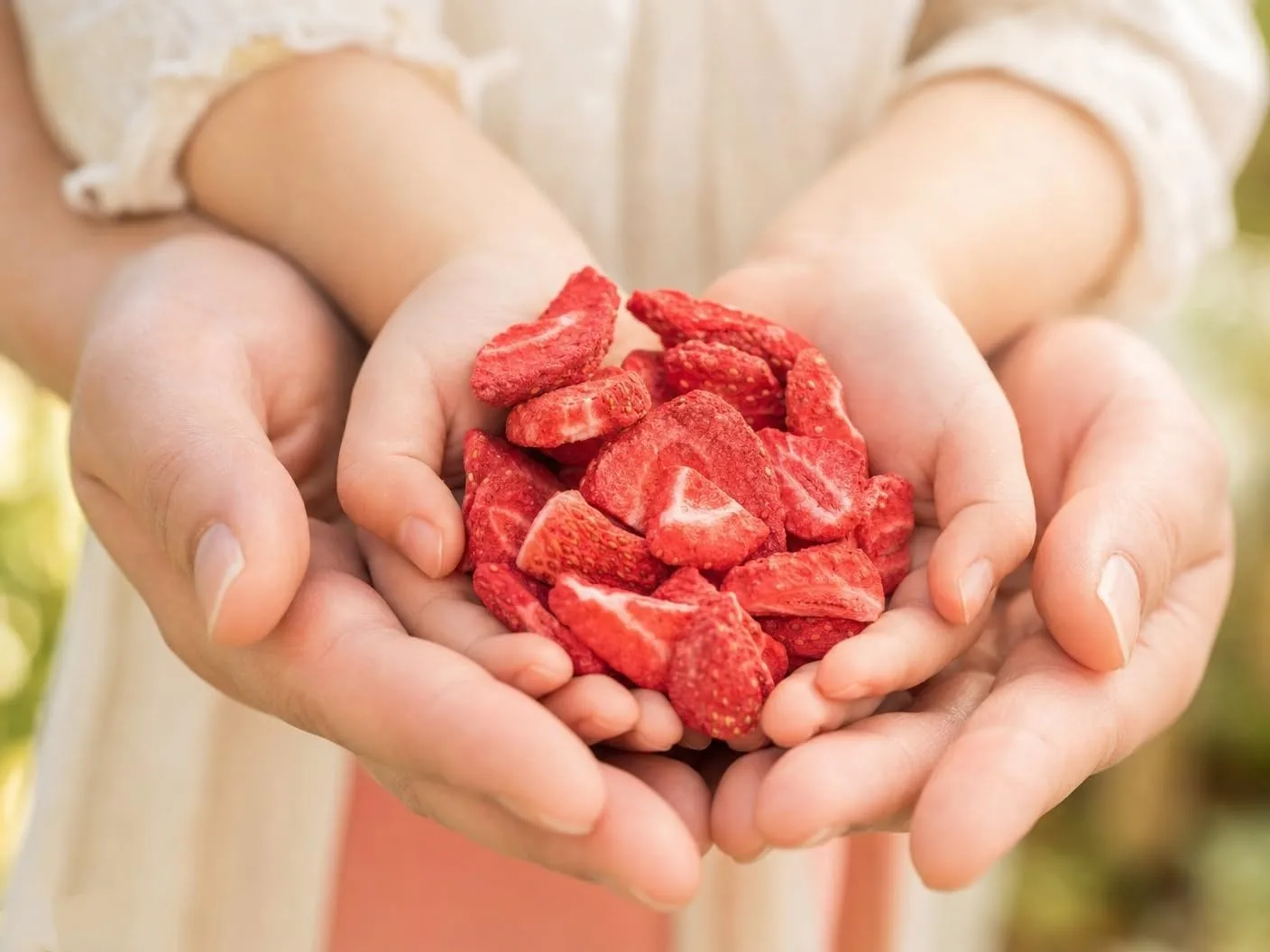 Von Hand ausgewählte Erdbeeren