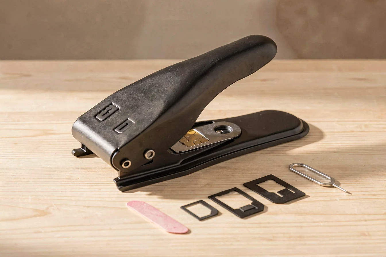 Precision Nano SIM Card Cutter