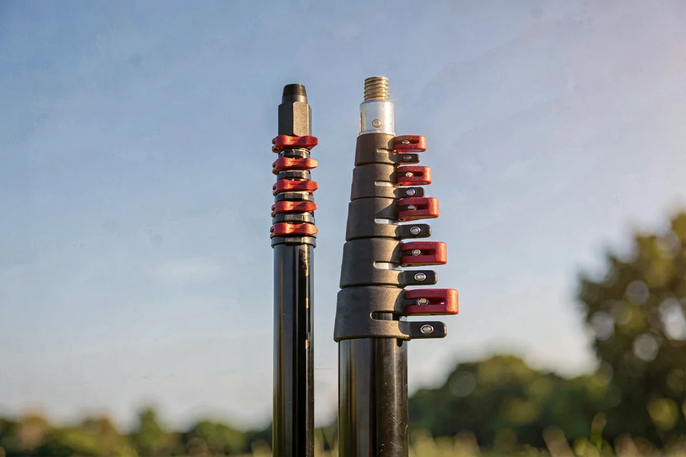 universal telescopic pole