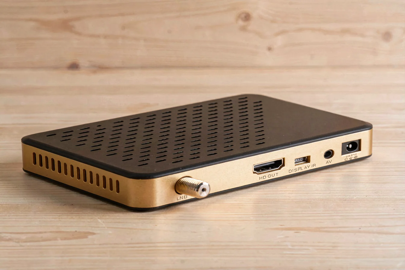 Durable IPTV CCCAM