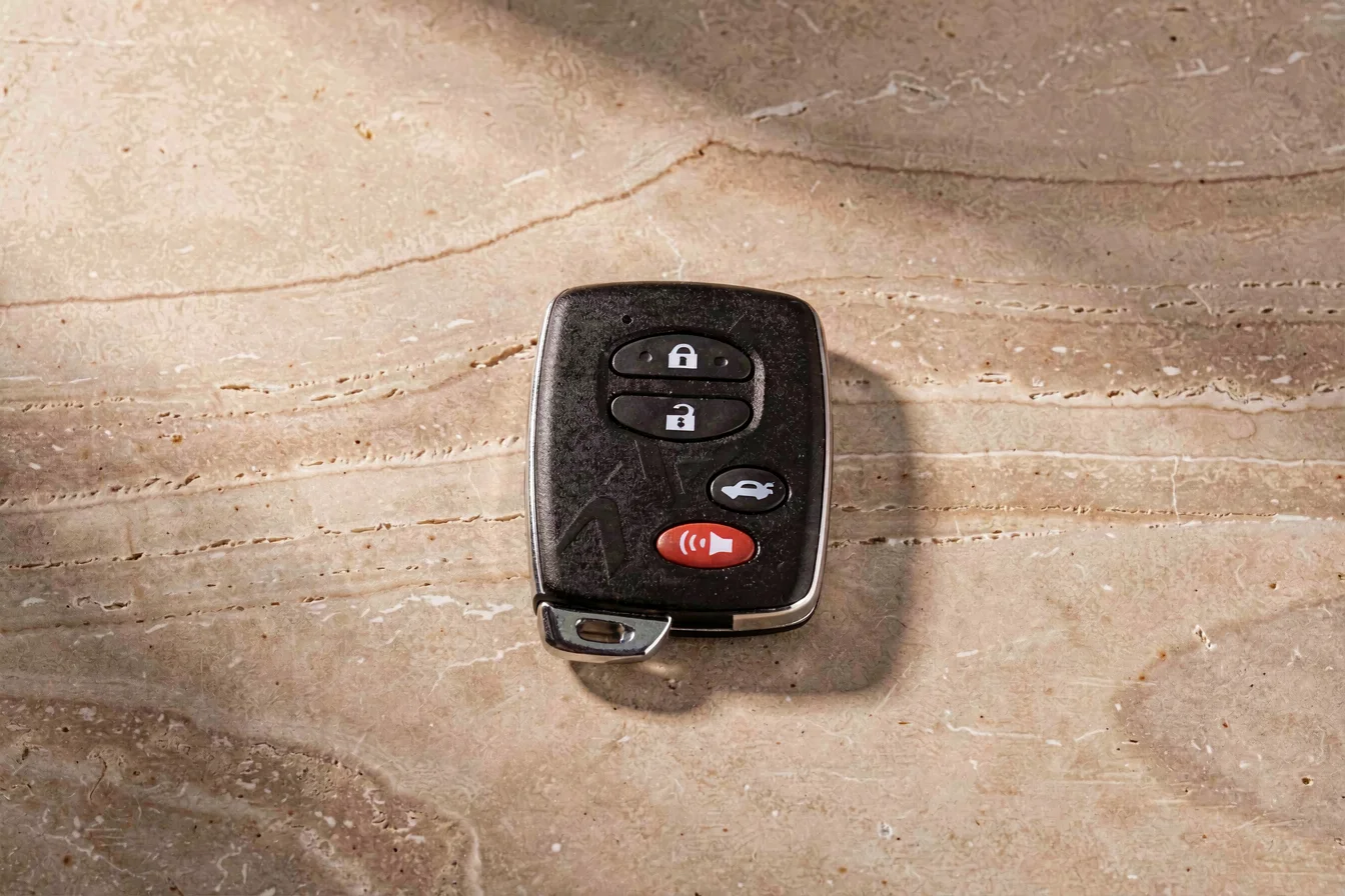 Premium Toyota Prado Key