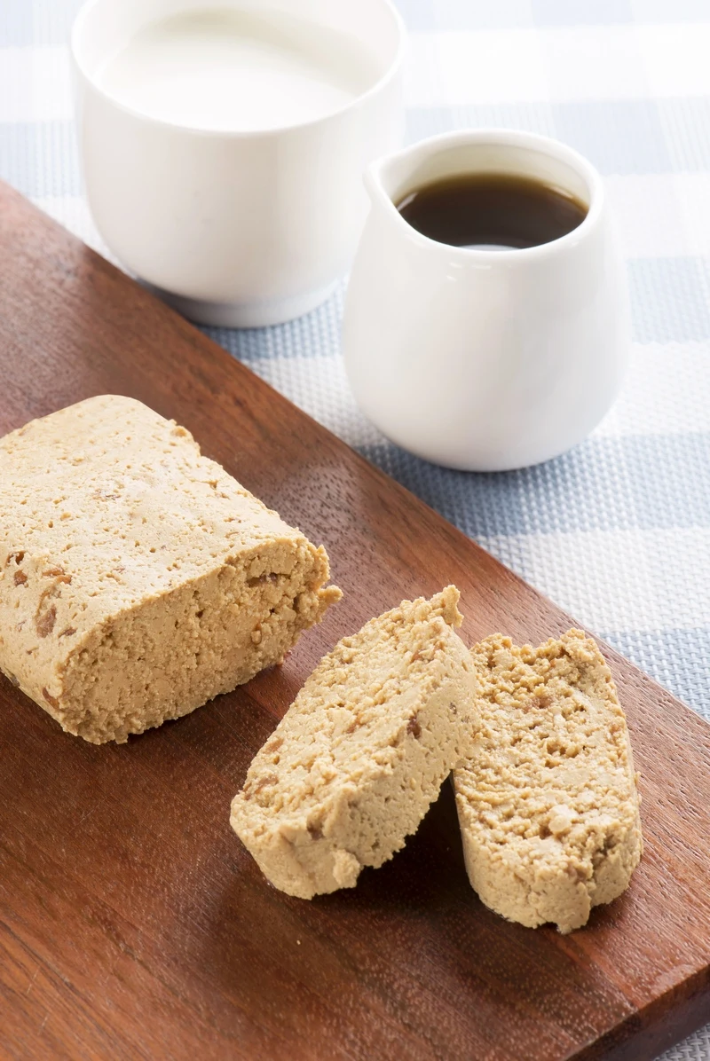 
175 g Russian Vegan Natural Firm Whole Structured Cranberry Tofu 