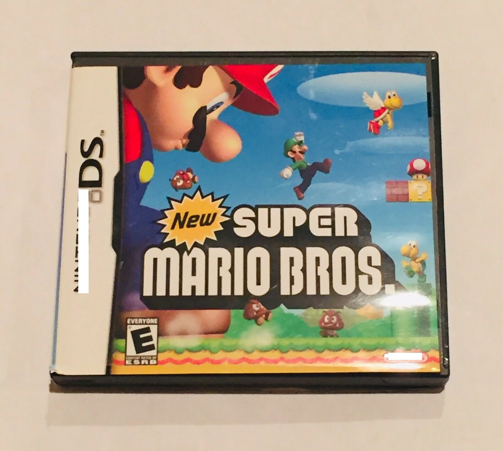 

Super Mario Bros game cartridges for DS Complete retail Boxed for 3DS Manual & Box included free shipping, Colorful