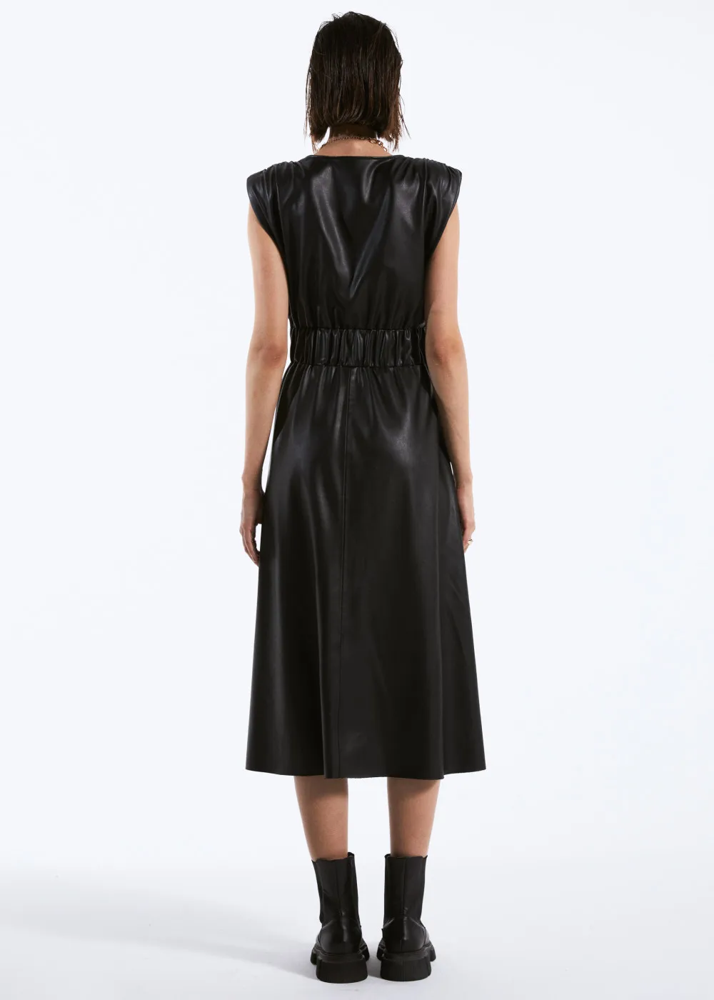 
Hot Selling Winter Long Black Leather Casual Dress Sleeveless Premium High Quality Unique High Quality Fabric 