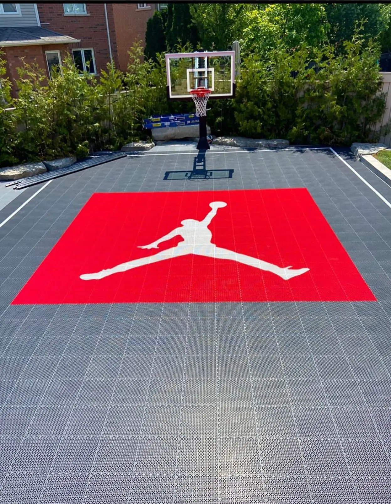 

20x25 feet eco-friendly waterproof interlocking pp Sports Flooring backyard courts on promotion with top quality