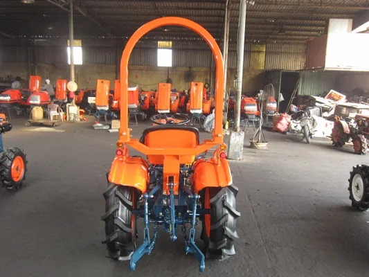 
JAPANESE COMPACT TRACTORS KUBOTA B7001 WITH BEST PRICE 