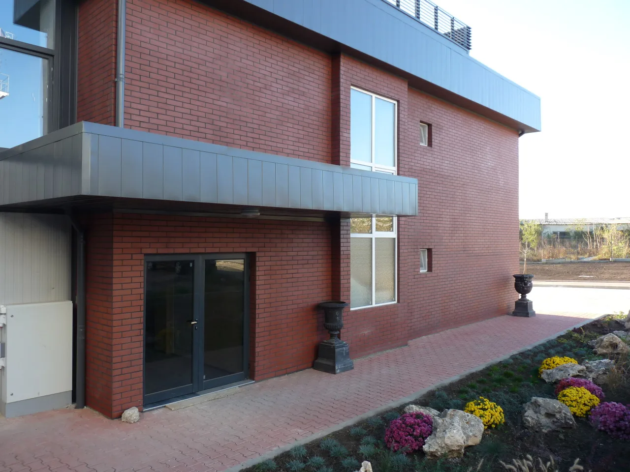 factory-1.jpg