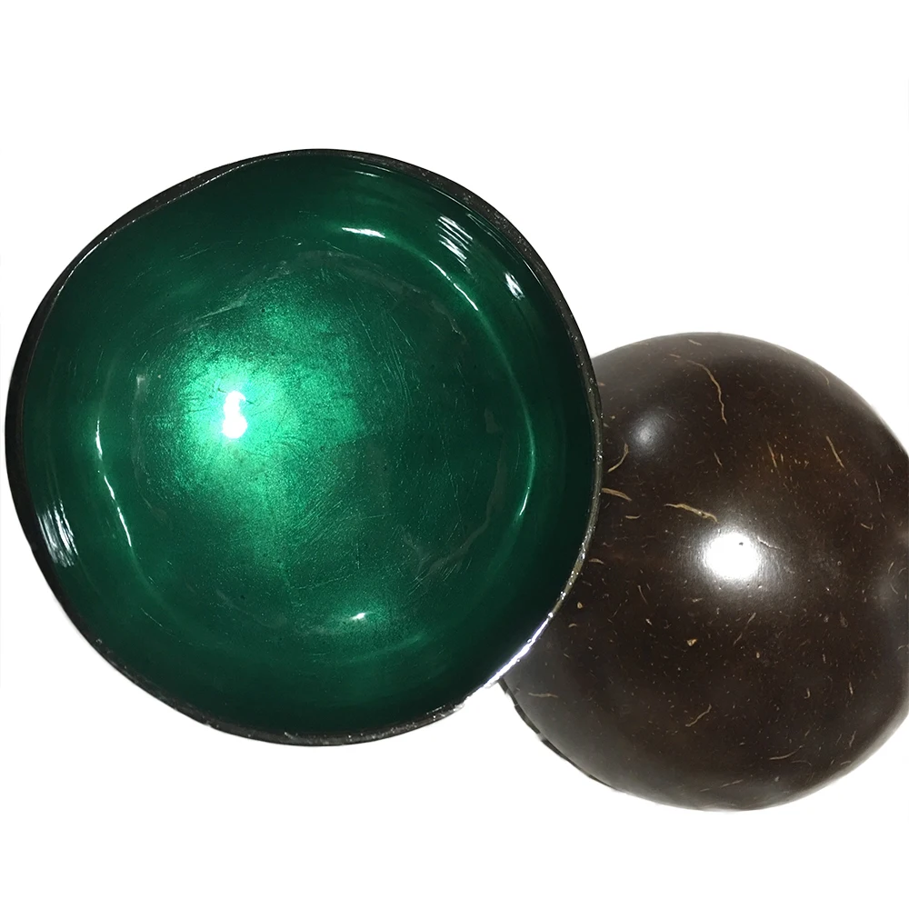 
Silver inlaid finished in shiny color inside, matt natural outside, coconut bowl 