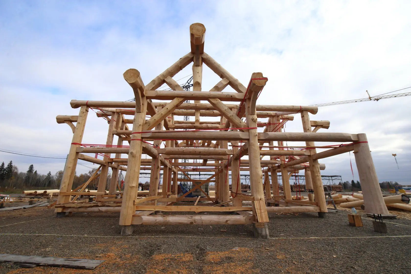 Сруб каркас. Пост энд Бим. Пост энд Бим технология. Post Beam каркасно-бревенчатый дом. Пост энд Бим лафет.