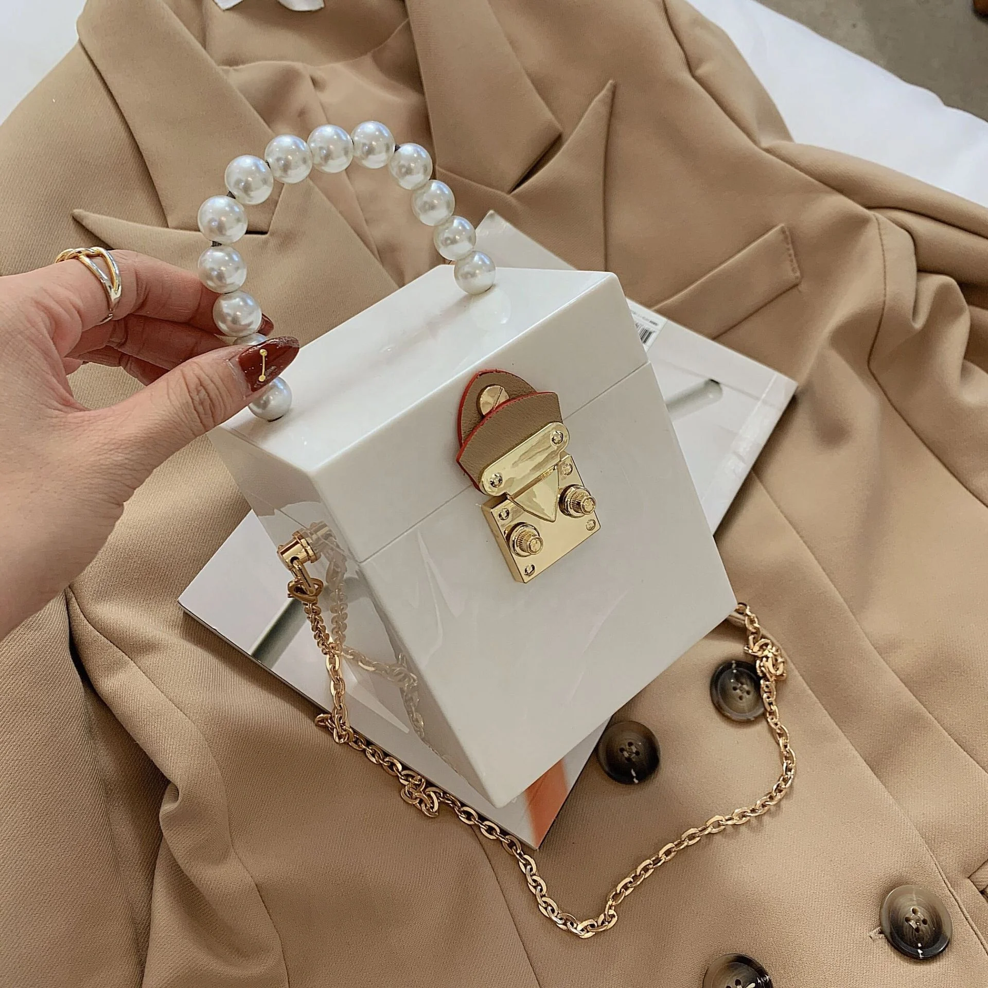 

Wholesale Fashion Solid Color Square Ladies Handbag Cross Gold Chain Shoulder Summer Bags Women Tiny Purses Pearl Strap Bag