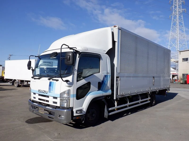 used isuzu forward wing truck