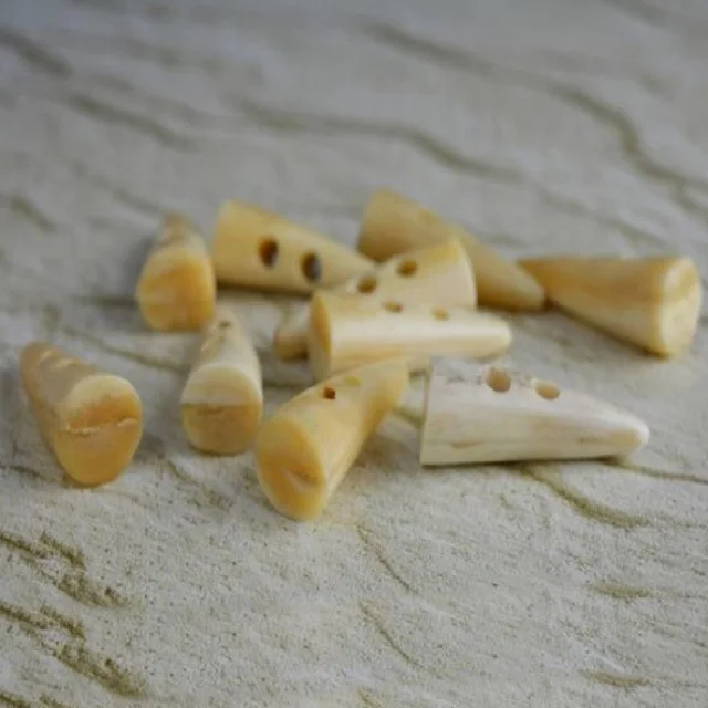 BONE BUTTON 3.jpg