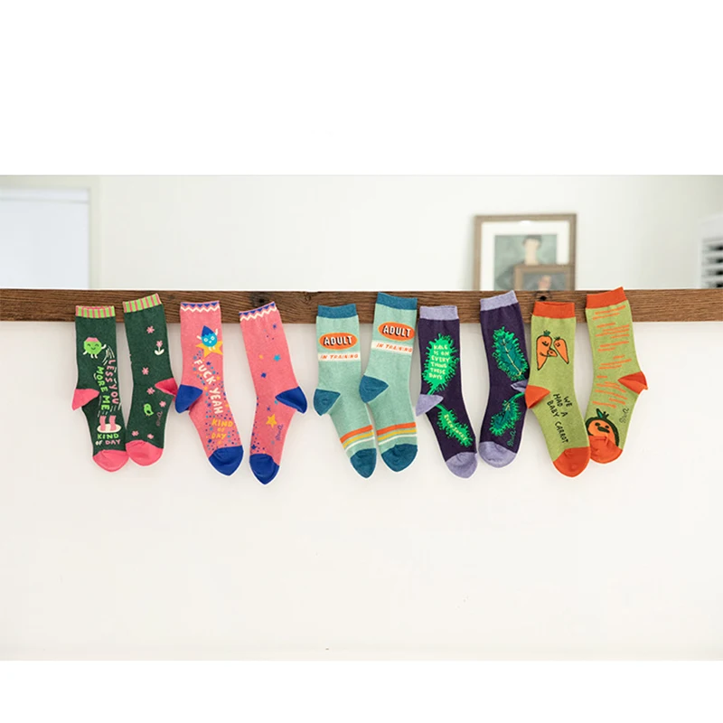 
Winter Fashion Funky Colorful Custom Print Funny Socks Women Letter Print Novelty Socks 
