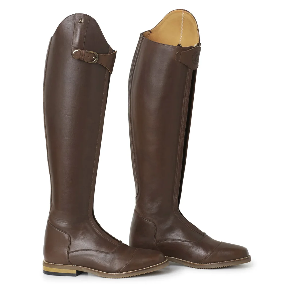 Horse Riding And Polo Boots Offer Style Comfort Durability For All ...
