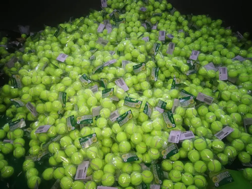 
Tennis Ball Fluorescent Green Color Made of Natural Rubber & Felt Surface Pack of 3 Balls For Tennis Game 