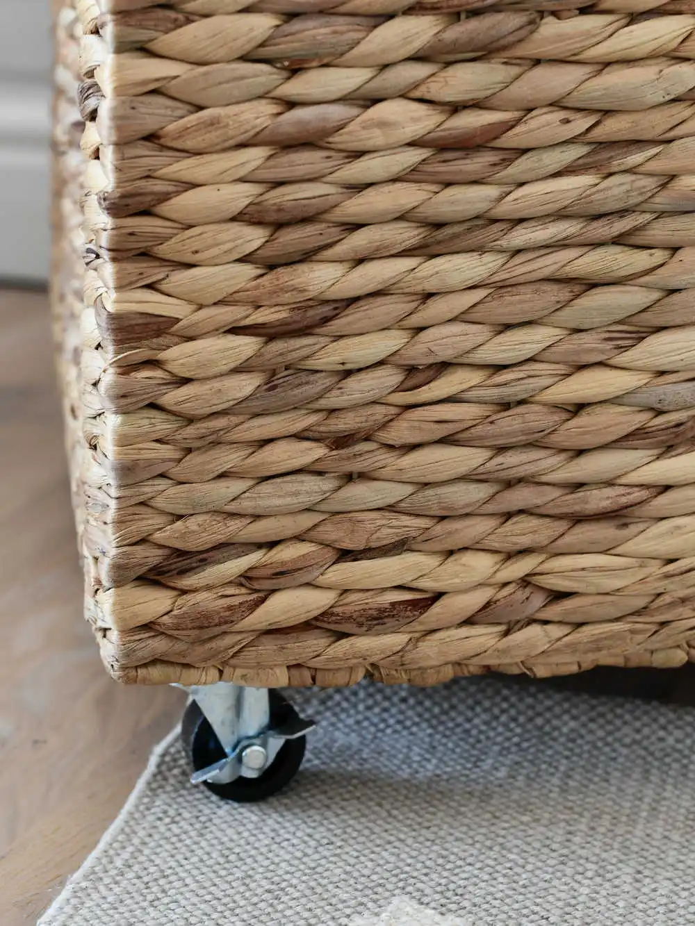 Baule con coperchio in giacinto d'acqua beige PAULU | Maisons du Monde