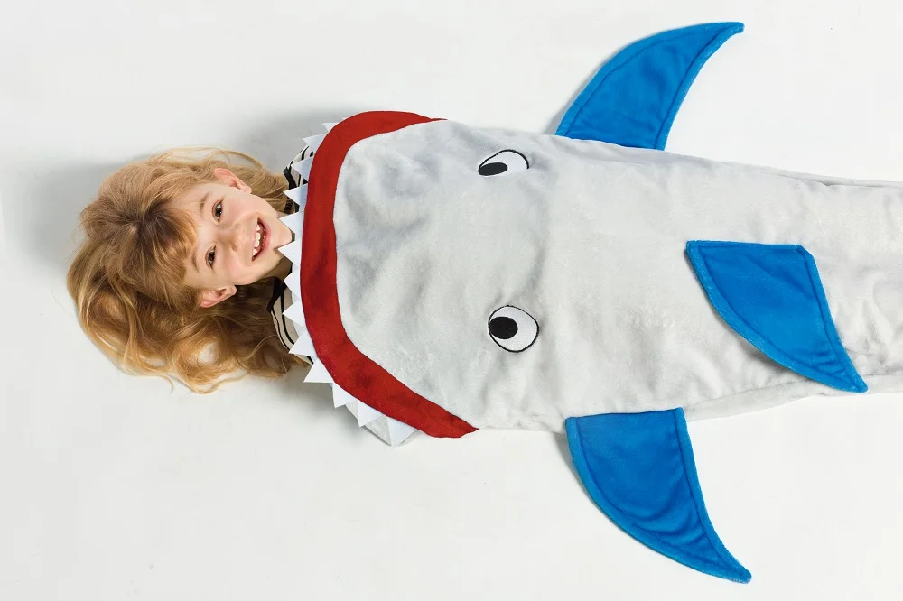 
SHARK FLEECE BLANKET FOR KIDS 