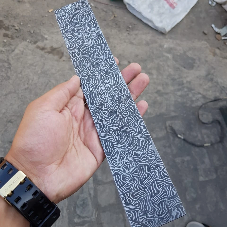 
Damascus steel mosaic basket pattern billet 