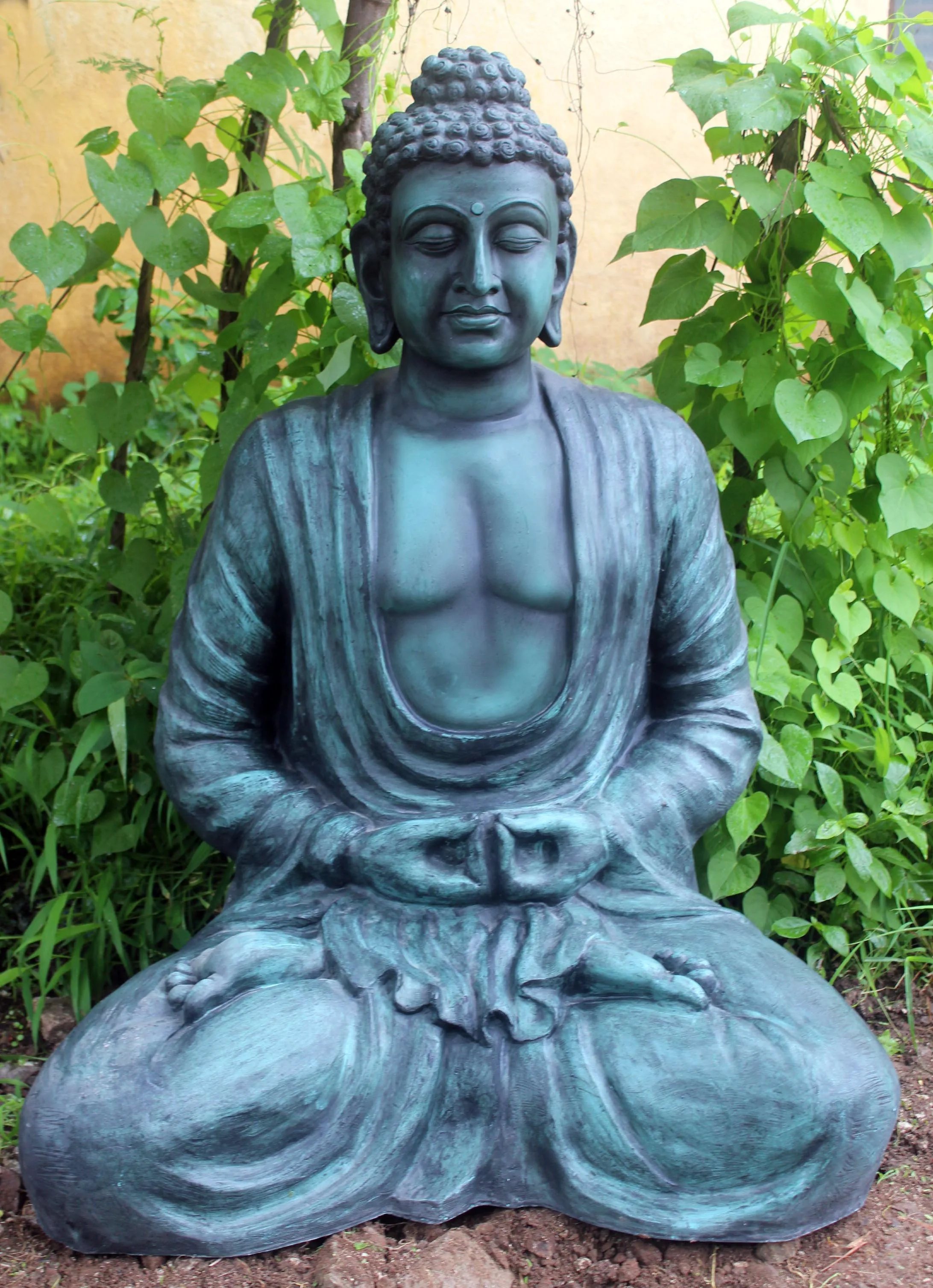 Sitting Buddha (2).JPG