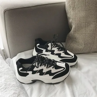 

New arrival women's comfort sport shoes Lace-Up Chunky Sole Sneakers, White black