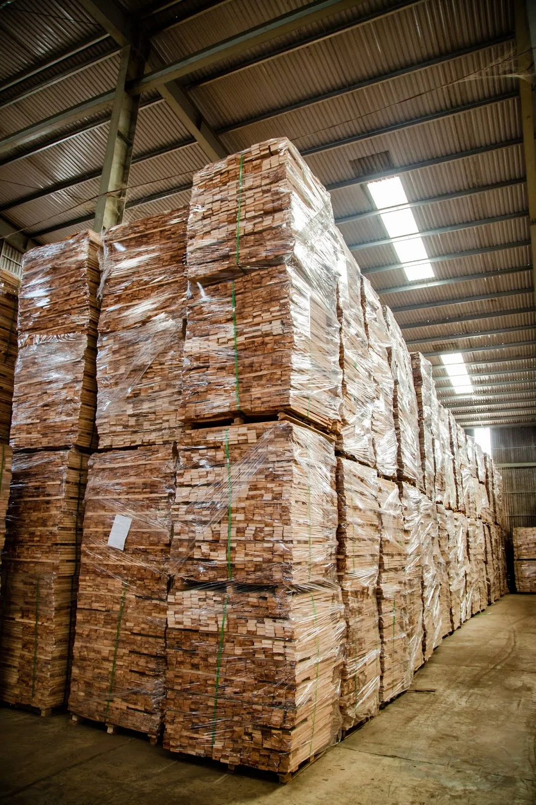 Top quality Natural Rubber Sawn Timber/ S4S timber/ lumber/ logs for