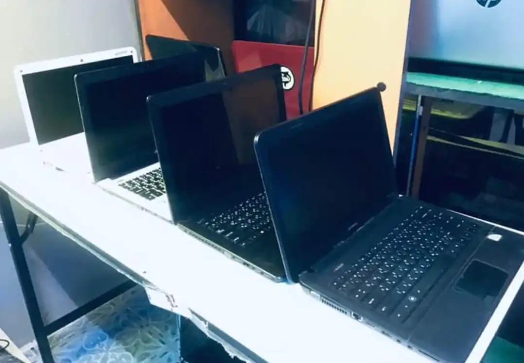 2in1 Fairly Used Office Laptops I5/i7/i9/free Shipping Buy Cheap