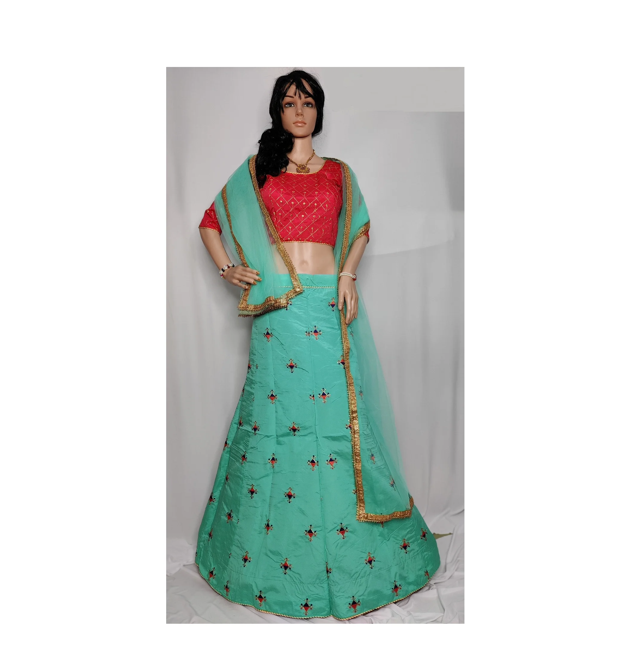 
WOAIS LEHENGA CHOLI 