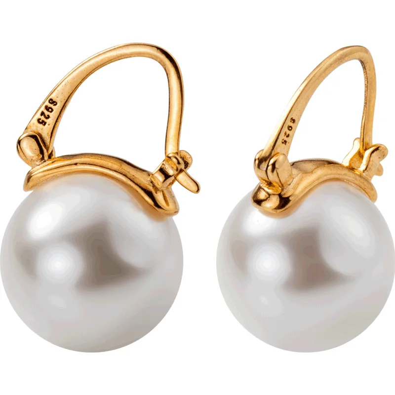 

E2920 Wholesale Costume Jewelry 925 Silver Ear Button Female Pearl Short Shell Pearl Ear Ring