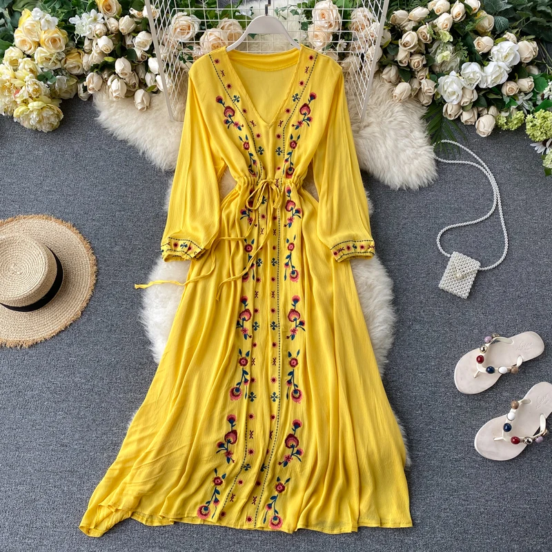 

Summer New Women Bohemian Style Casual Holiday Dress Lady Embroidery o-neck Half Puff sleeve Short Midi Dress