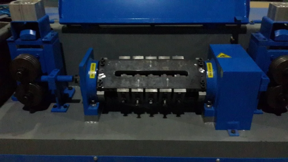 
Steel Wire Straightening Cutting Machine 