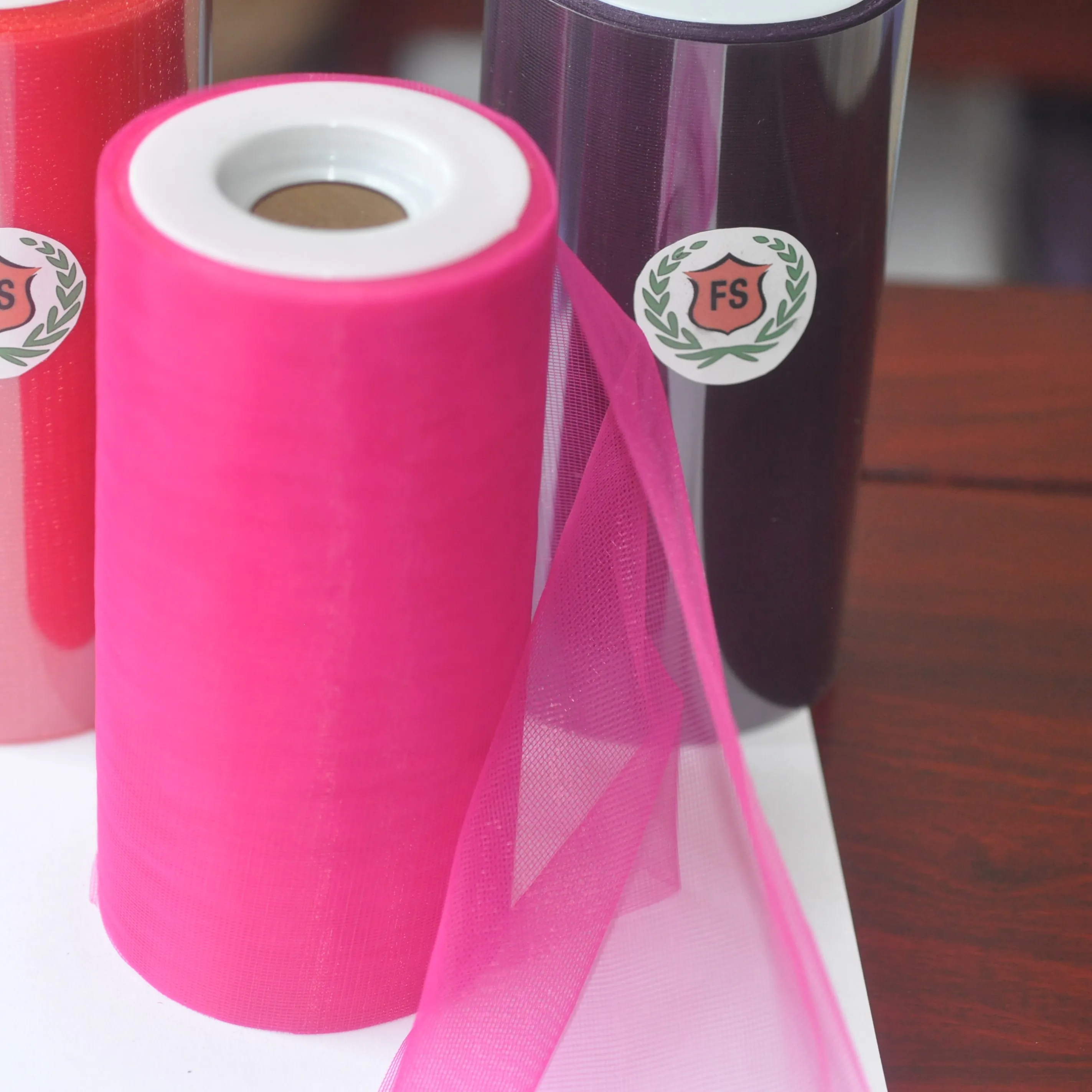 
Plain Style and 100%Polyester Material tulle roll 