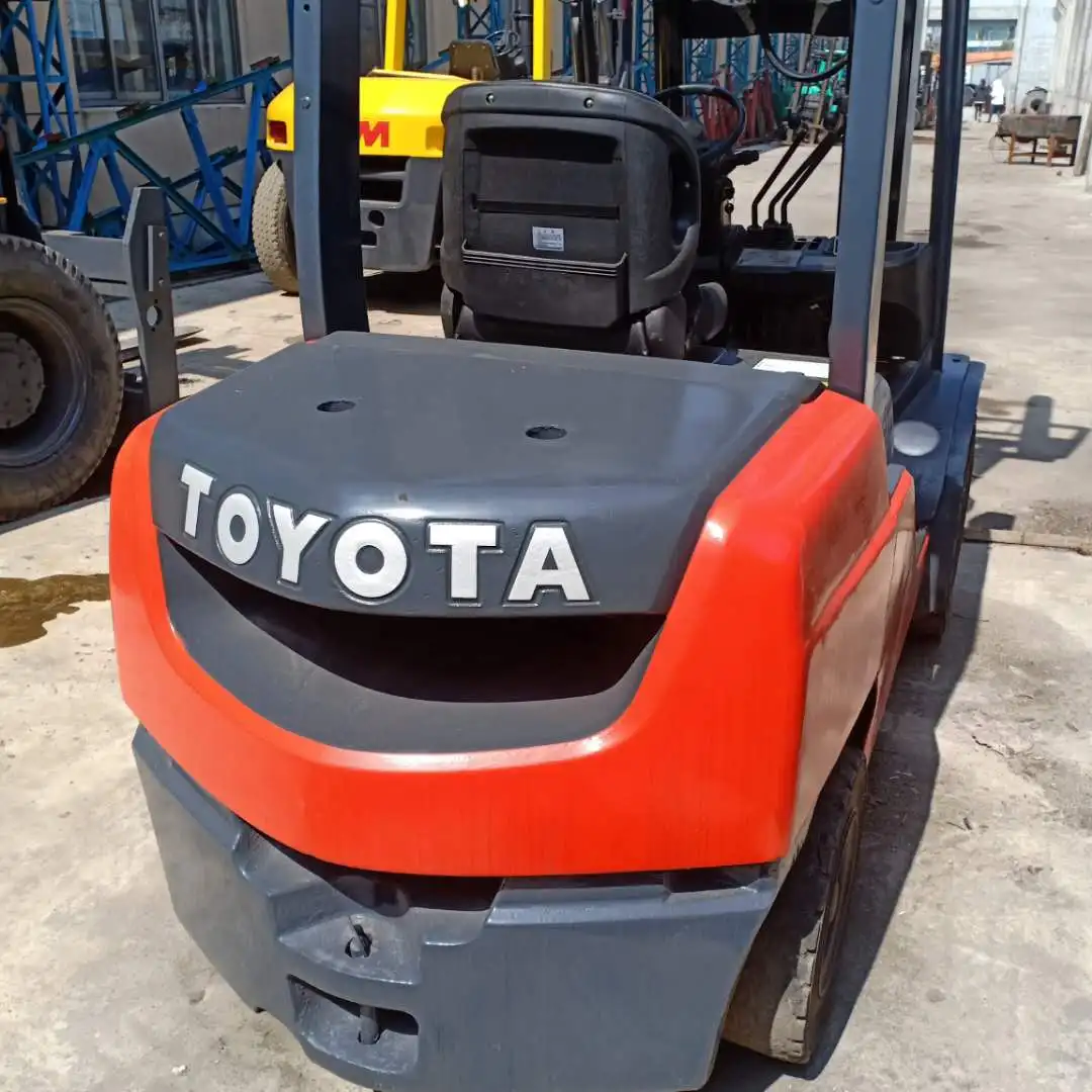 Original japanese Used Diesel Forklift Toyota 3T With Good Quality