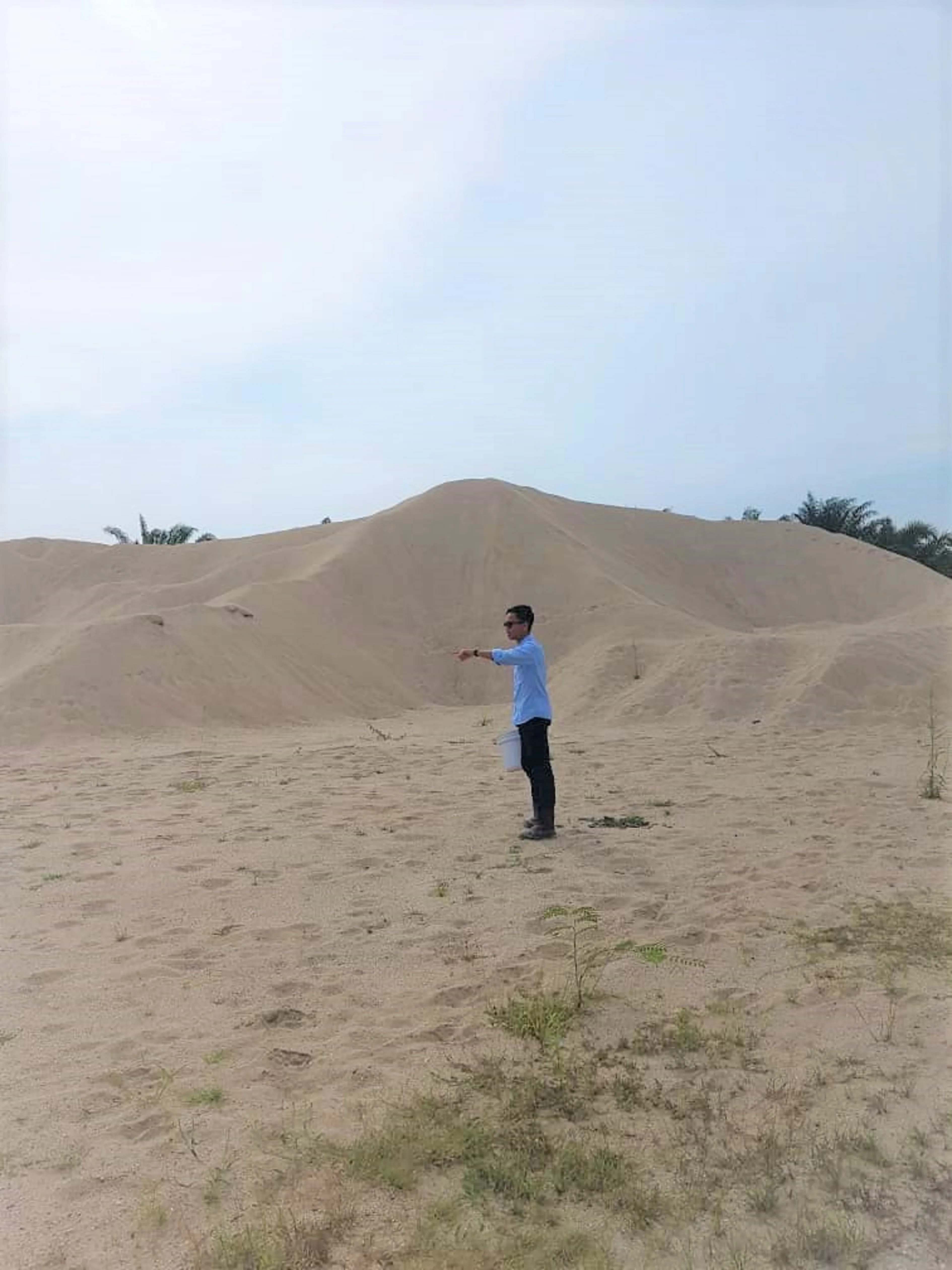 
High Quality Natural Malaysian Unwashed River Sand 