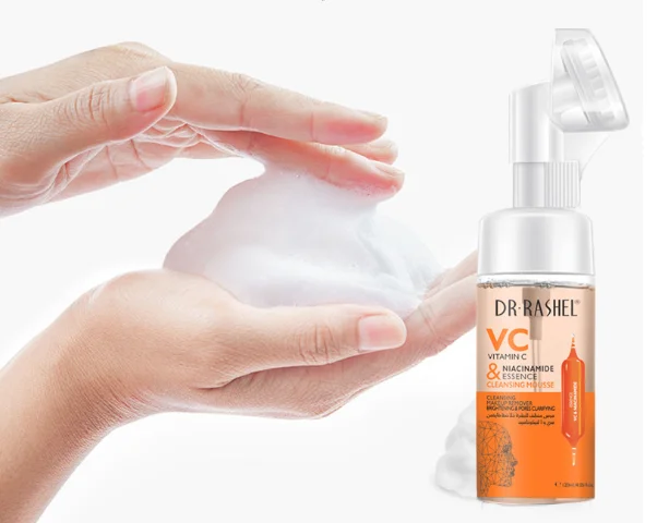 

Wholesale Vitamin C facial cleanser deeply pore cleansing whitening moisturizing vegan natural oem women cleanser face wash men