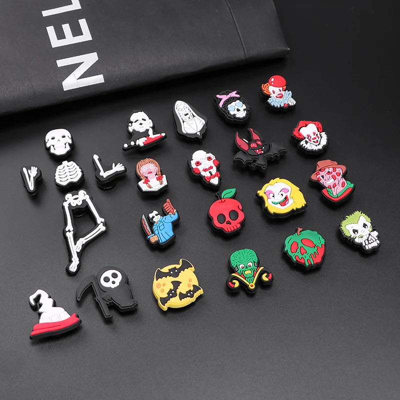 

2021 PVC Accessory Decorations Decor Accessories Kid Custom Logo Wholesale Designer Black Clogs Halloween Squishmall Croc Charms