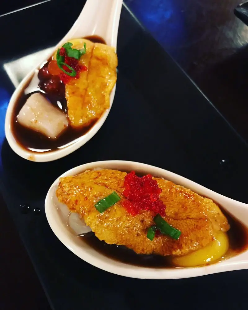 
FRESH/FROZEN SEA URCHINS ROE WITH BEST PRICES FOR WHOLESALES 