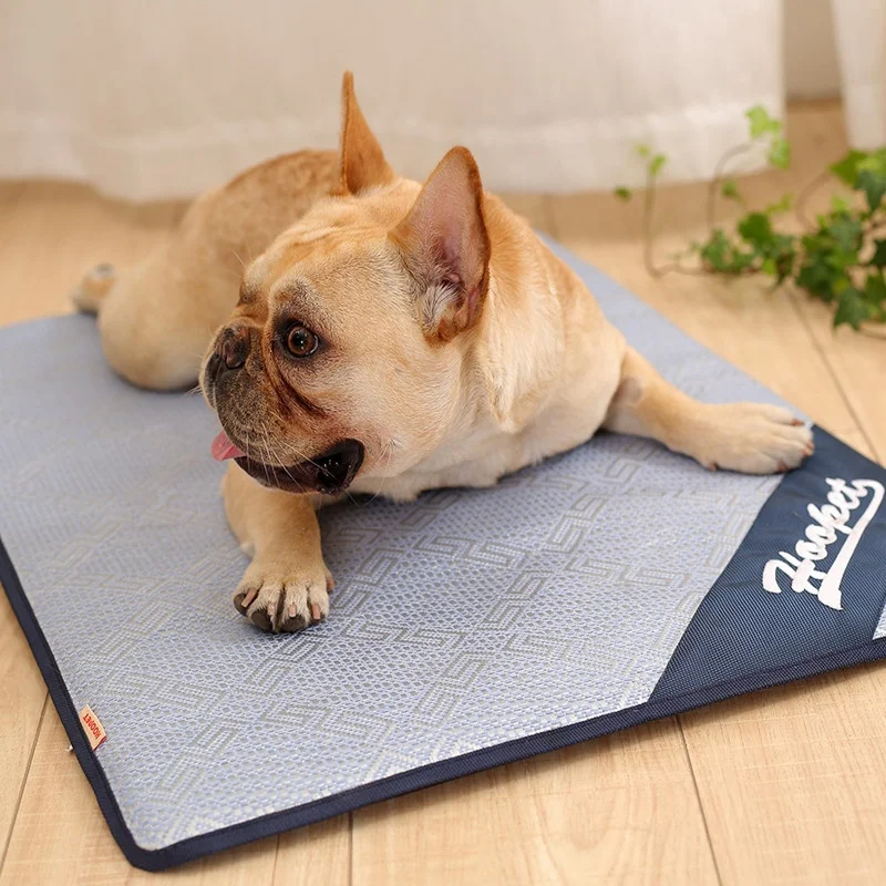 

Cooling Pet Mat Washable Summer Sleep Dog Cooling Mat Pad