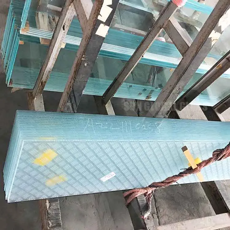 Triple Toughened Sandwich Glass Safety Glass Panels Antislip 30mm