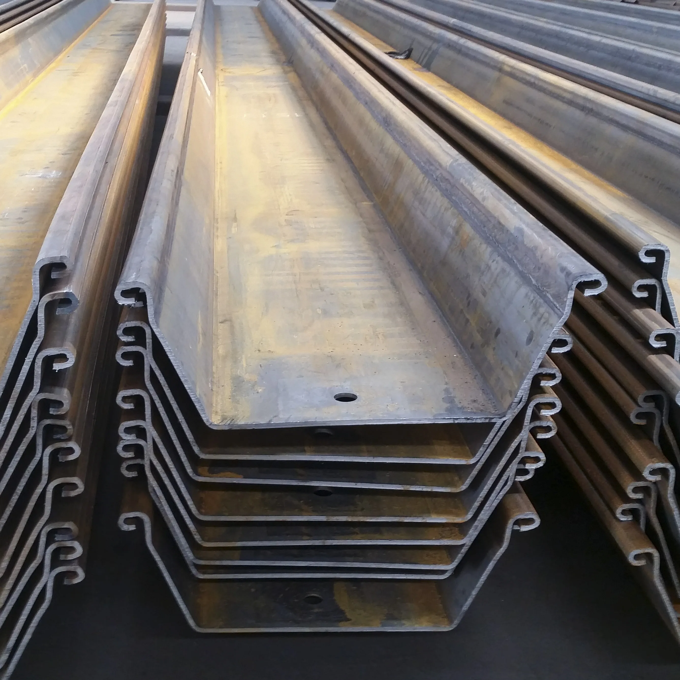 
Good prices new and used sheet pile in different sizes 