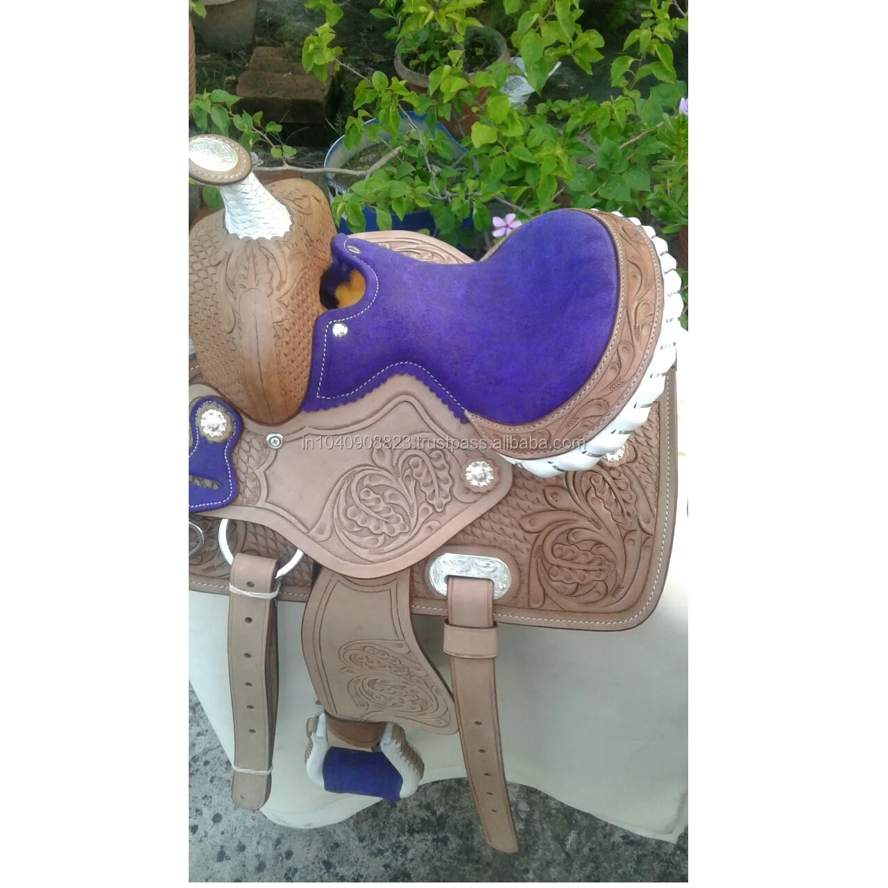 Blue Light Oil Fully Hand Carved Western Saddle Buy Blue Light Oil Fully Hand Carved Western Saddle Cheap Western Saddles Race Exercise Saddle Product On Alibaba Com