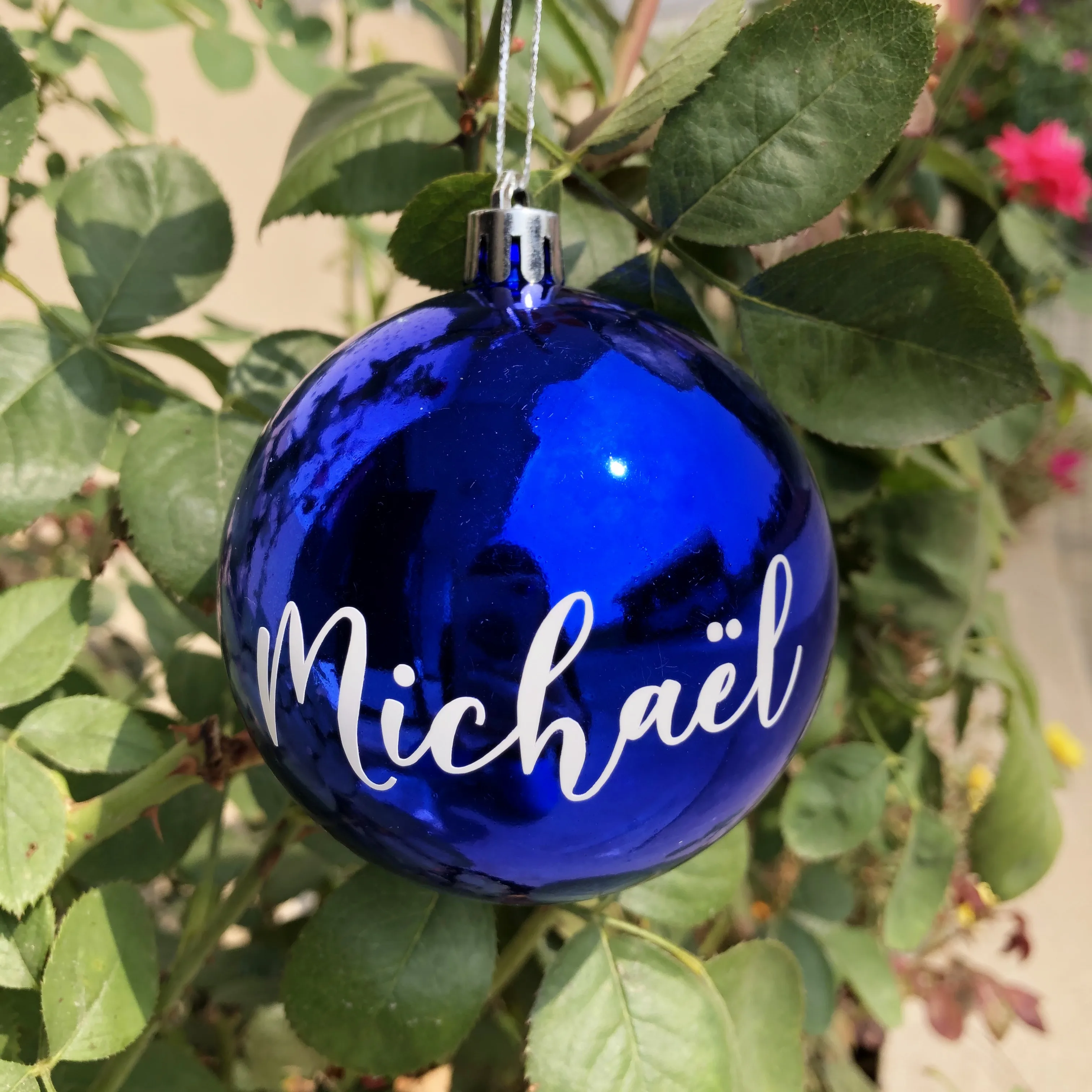 

Dropshipping Personalized A Royal Blue Christmas balls with names Christmas bauble Christsmas decoration For Home