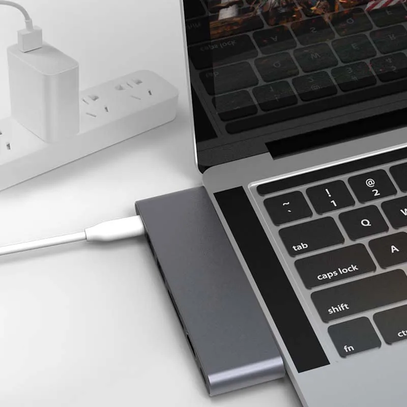 

USBc Hub Pro met MD SD TF USB 3.0 Thunderbolt poort for MacBook TYPE C HUB Usb 3.0 Hub 4 Port, Gray ,silver