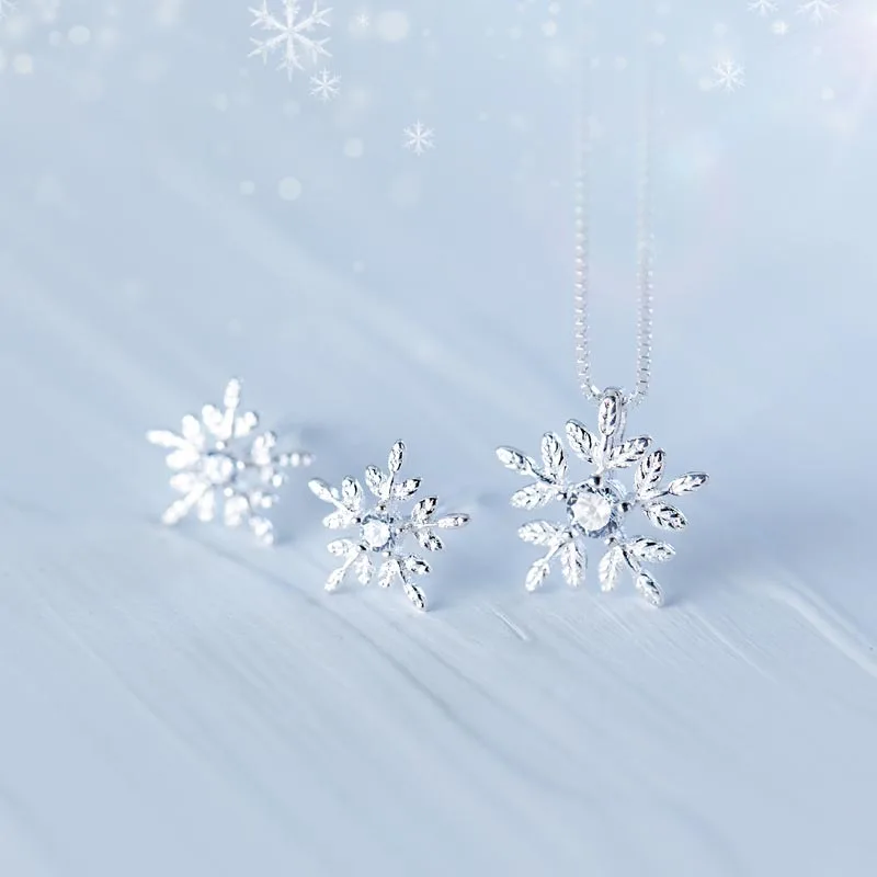 

E5882 Korean Style Artificial Jewellery Sterling Silver 925 Flower Snow Drill Earrings