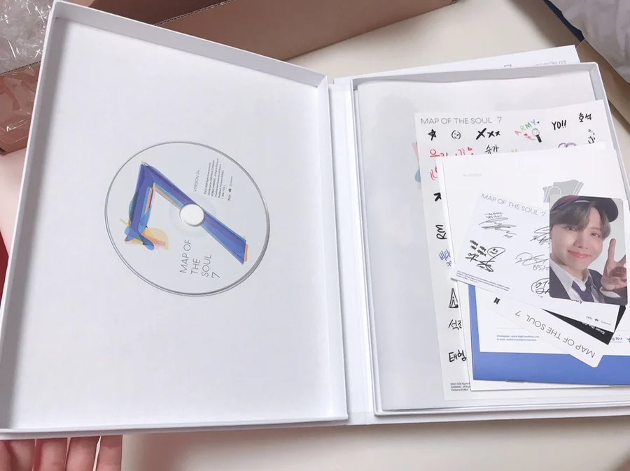 
[OFFICIAL KPOP] BTS - MAP OF THE SOUL 7 Wholesale 100% Official Album 