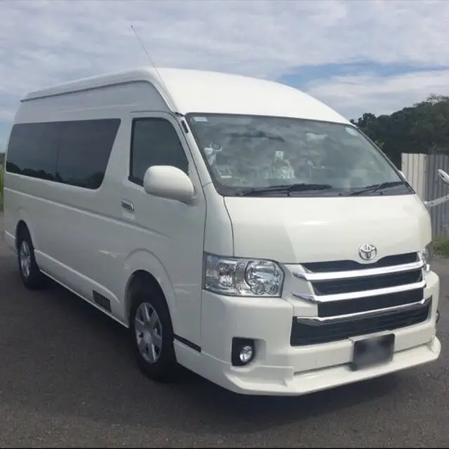 toyota 13 seater van