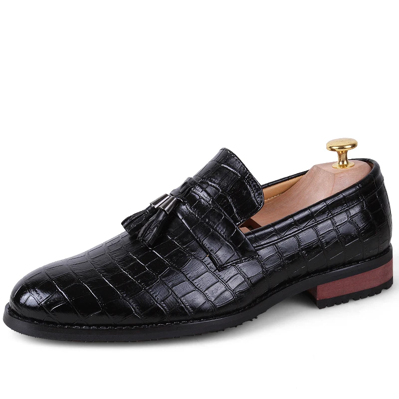 

2021 New Products Unique Thailand Brand Young Men's Favorite Style Casual Leather Tassel Trendy Retro Shoes Loafer, Black,red