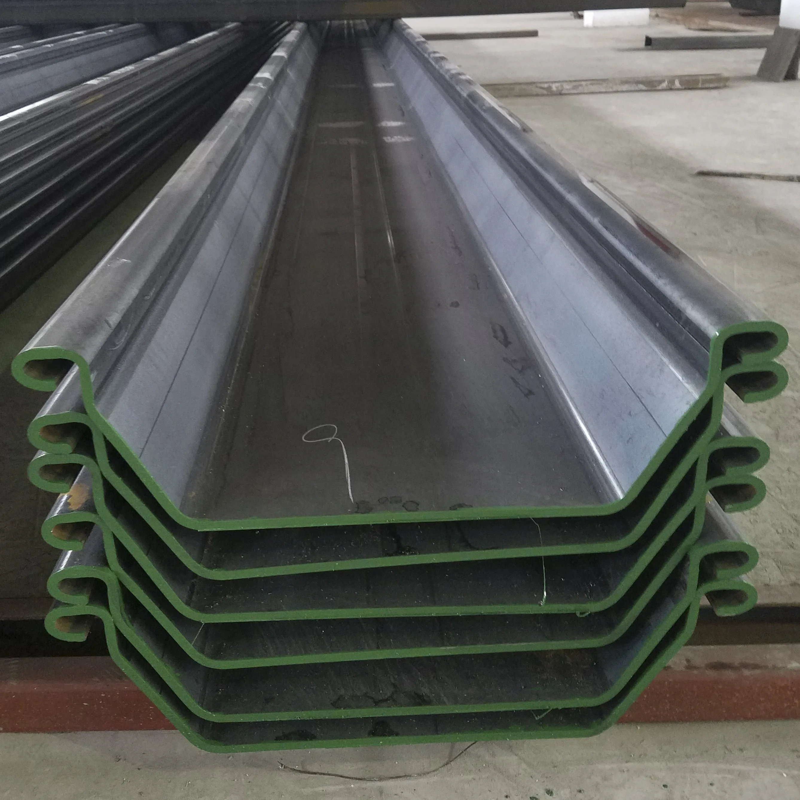 
Good prices new and used sheet pile in different sizes 