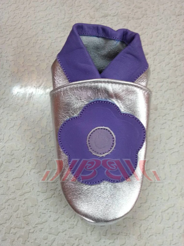 Leather baby Shoes 108080.jpg