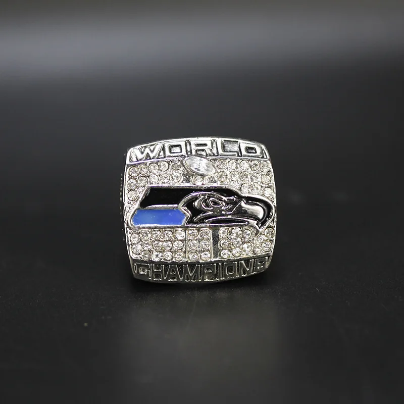 

NFL 2013 Seattle seahawks championship ring 12th Man Europe and America popular memorial nostalgic classic ring