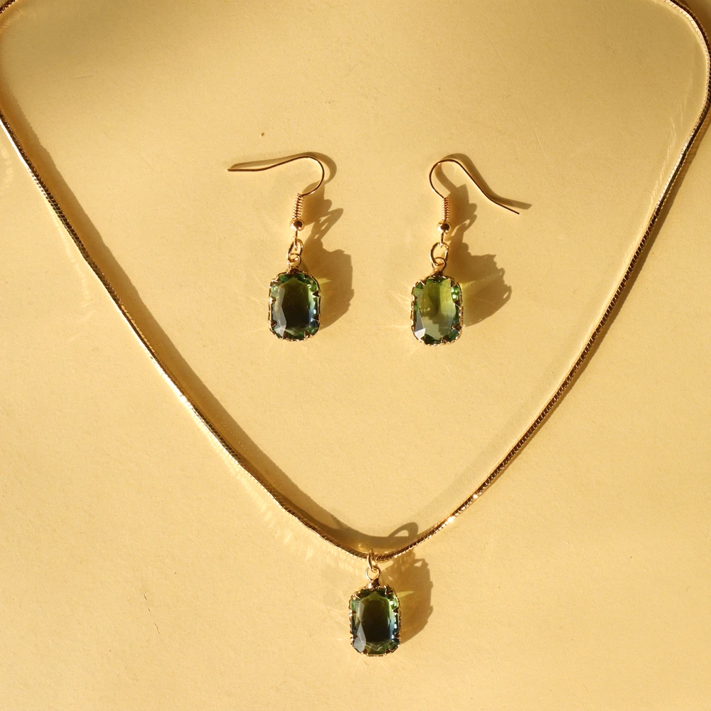 

New Simple Rectangle Glass Necklace Jewelry Original Gold Color Clavicle Chain for Woman Gift